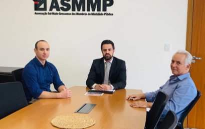 O Instituto de Direito e História de Campo Grande (IDH) renova parceria com a Associação Sul-Mato-Grossense dos Membros do Ministério Público (ASMMP).